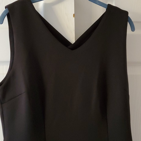 dress - Picture 2 of 5